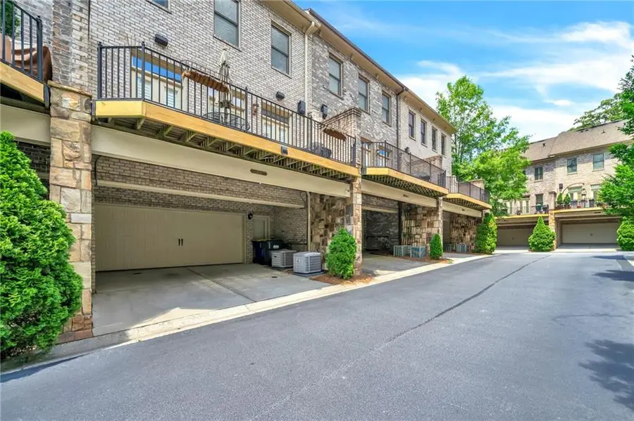 3676 Brookhaven Manor Crossing Ne, Atlanta, GA 30319 - Image #3