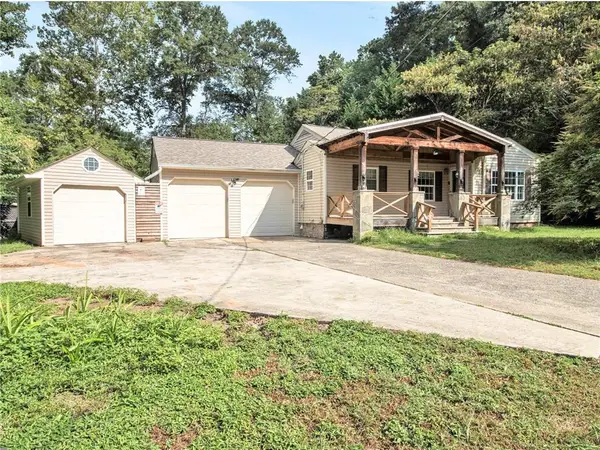 88 Greenwood Street, Fairburn, GA 30213