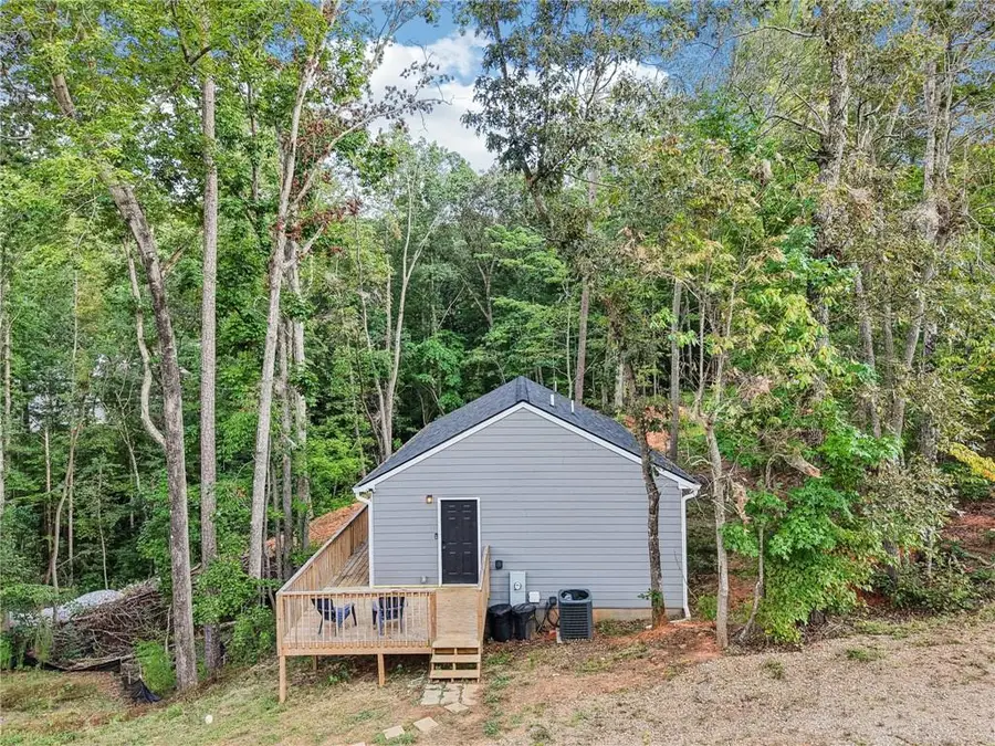 3662 Lakeview Drive, Gainesville, GA 30501 - Image #2