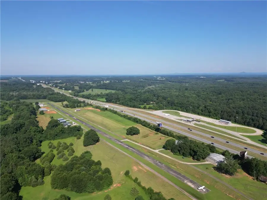 807 Sewell Road, Lavonia, GA 30553 - Image #2