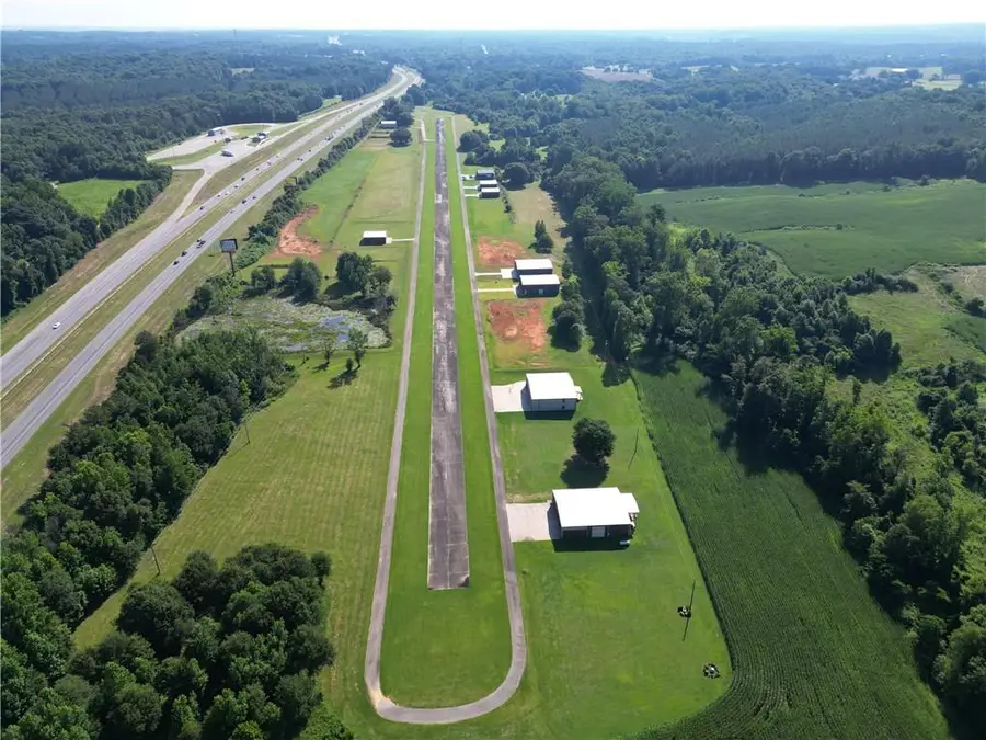 807 Sewell Road, Lavonia, GA 30553 - Image #3