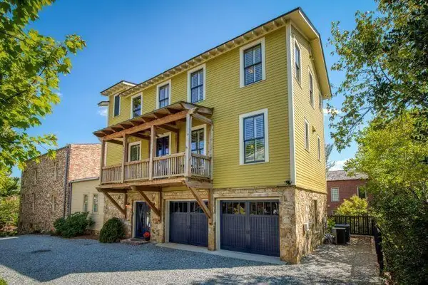 49 Sloan Street, Roswell, GA 30075