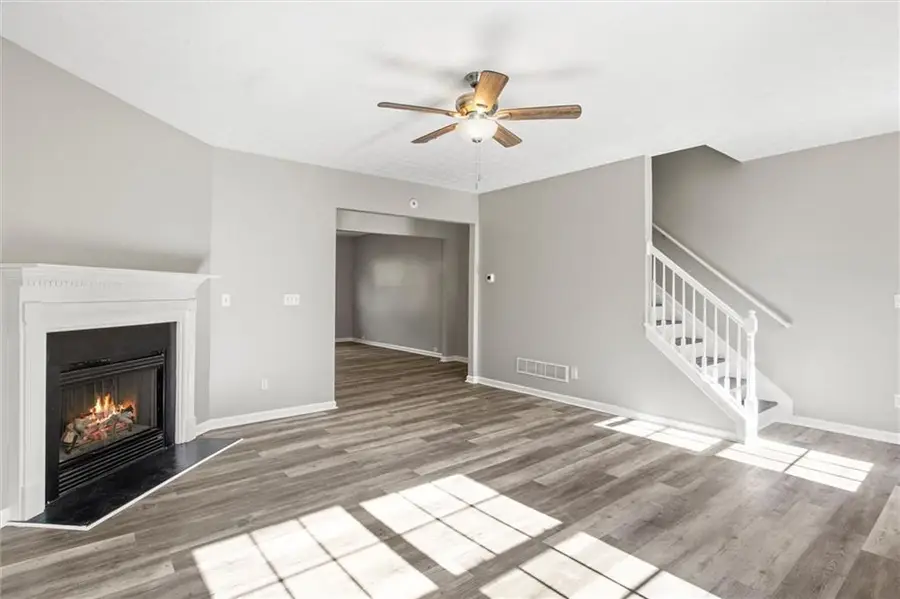 5667 Cascade Run Sw, Atlanta, GA 30336 - Image #2