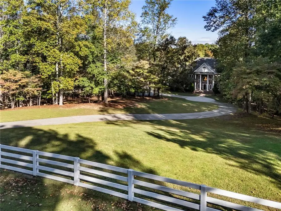 15385 Tullgean Drive, Alpharetta, GA 30004 - Image #2
