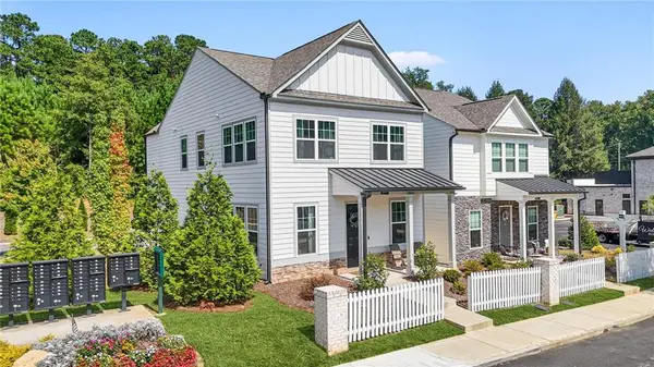 801 Homestead Drive, Woodstock, GA 30188