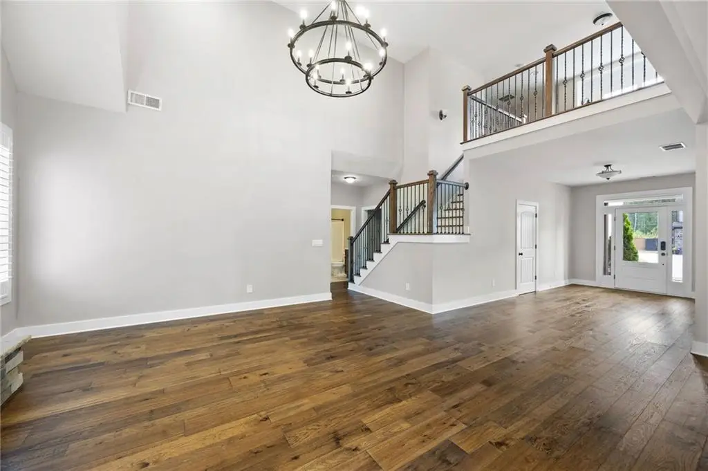 12 Bridgestone Way Se, Cartersville, GA 30120 - Image #1