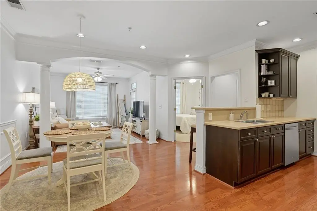 2306 Stratford Commons, Decatur, GA 30033 - Image #1