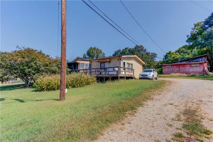 6184 Mitchell Street, Flowery Branch, GA 30542 - Image #2