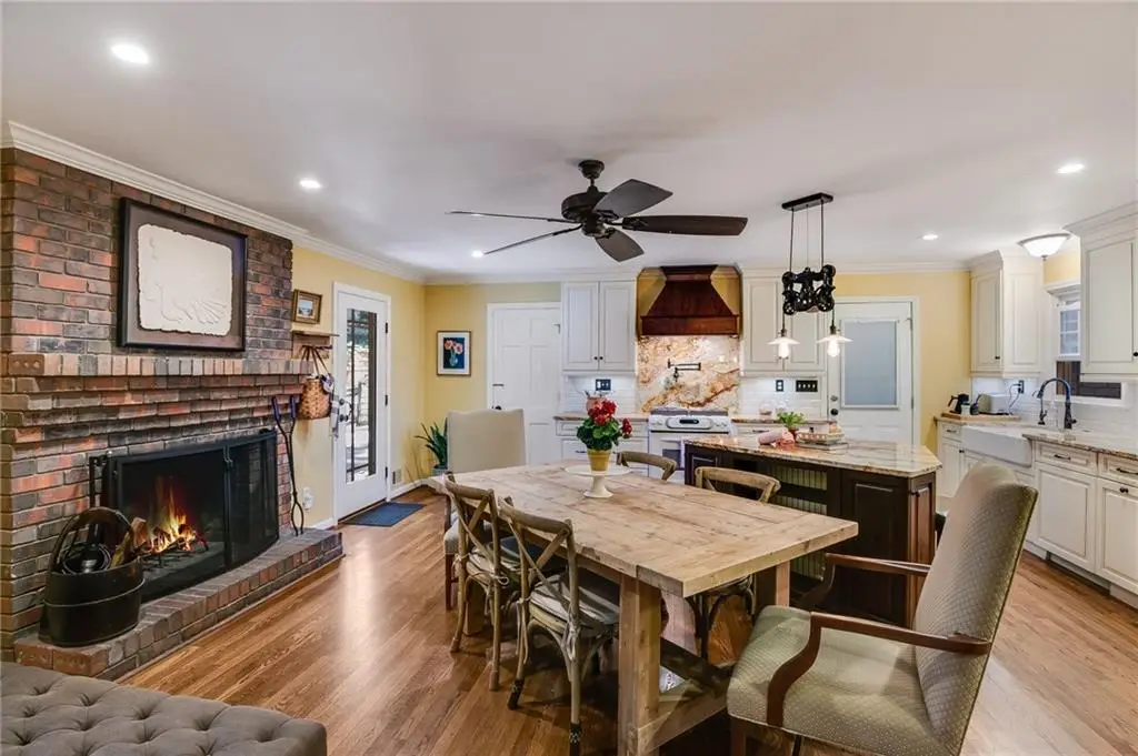 1130 Lake Drive, Roswell, GA 30075 - Image #1