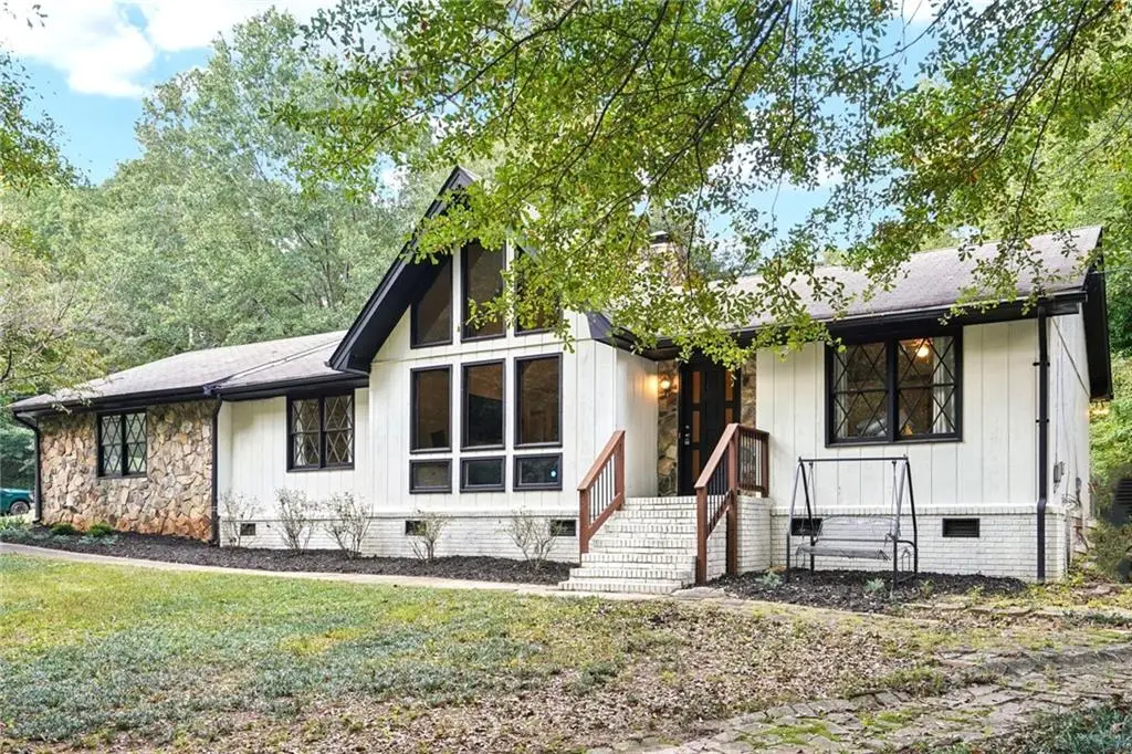 3331 Manchester Drive Sw, Lilburn, GA 30047 - Image #1