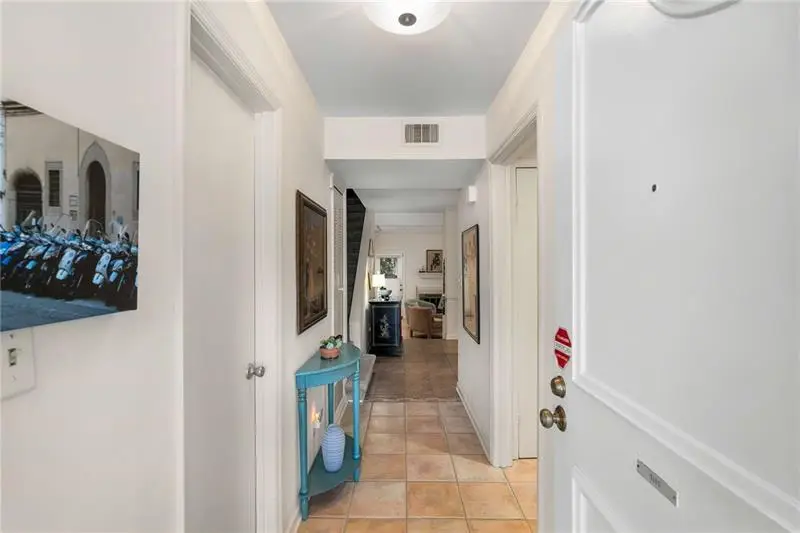 5180 Chemin De Vie, Atlanta, GA 30342 - Image #2