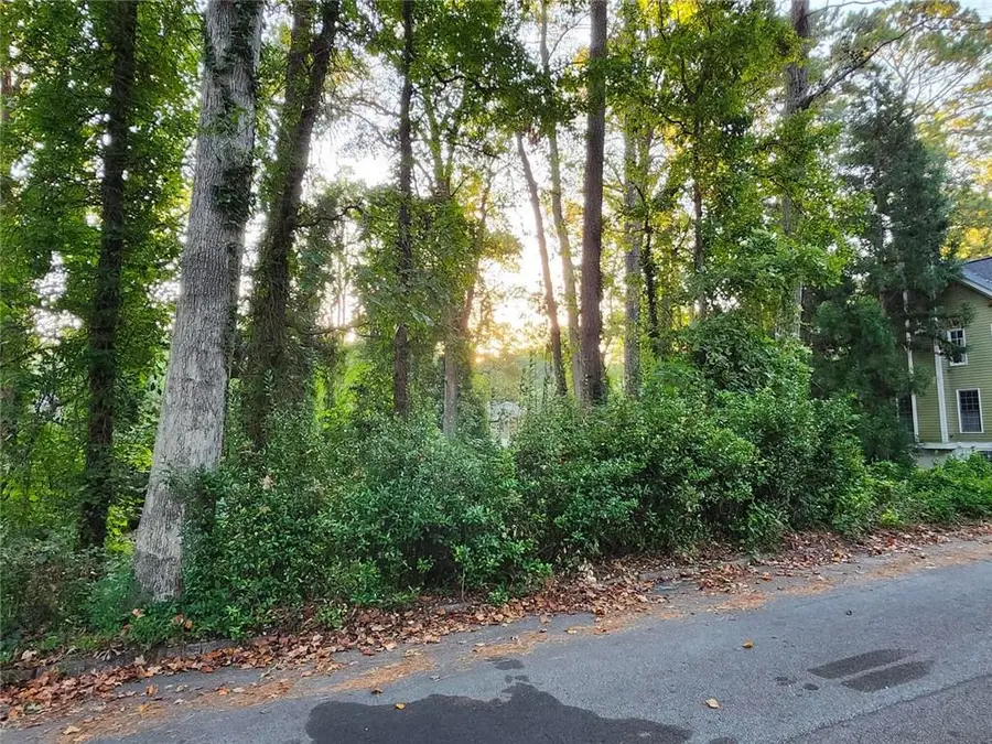 523 Spruce Drive, Pine Lake, GA 30072 - Image #2