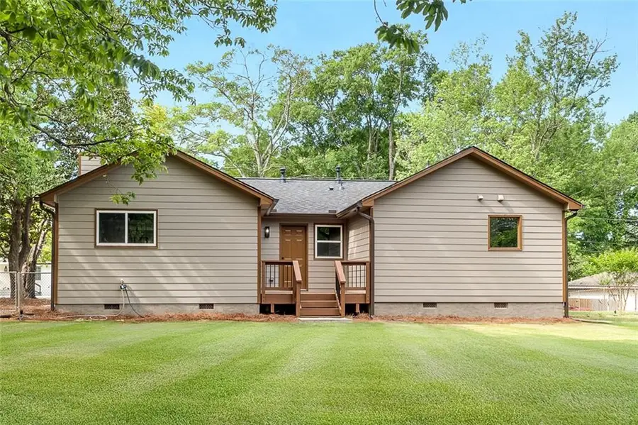 2831 Ivanhoe Lane Se, Smyrna, GA 30082 - Image #3