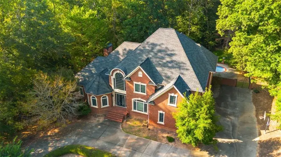 1670 Riverside Road, Roswell, GA 30076 - Image #2