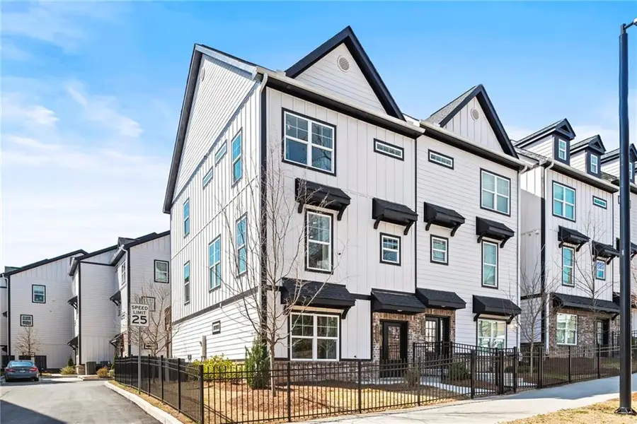 1971 Hollywood Road Nw #16, Atlanta, GA 30318 - #2