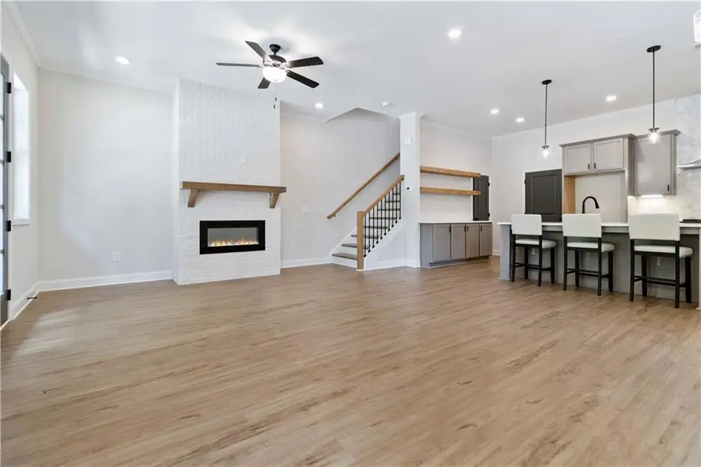 925 Willingham Drive #13, Hapeville, GA 30354 - Image #1