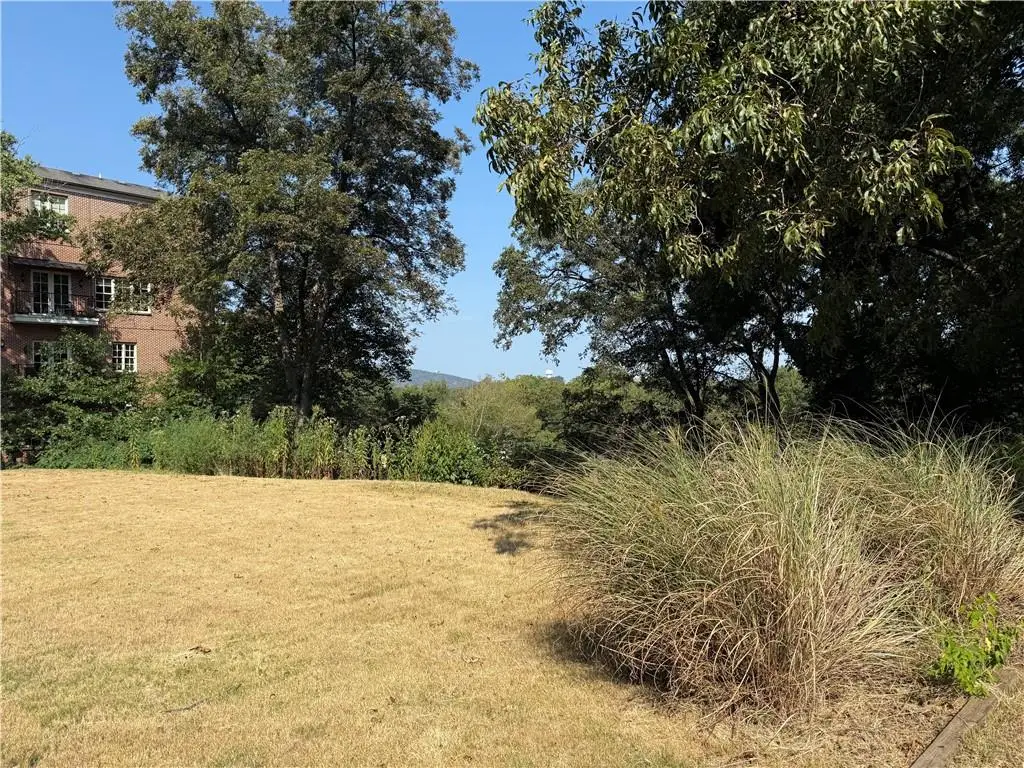 389 Washington Avenue Ne, Marietta, GA 30060 - Image #1