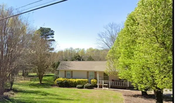 10561 E Cherokee Drive, Canton, GA 30115