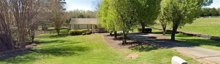 10561 E Cherokee Drive, Canton, GA 30115 - Image #3