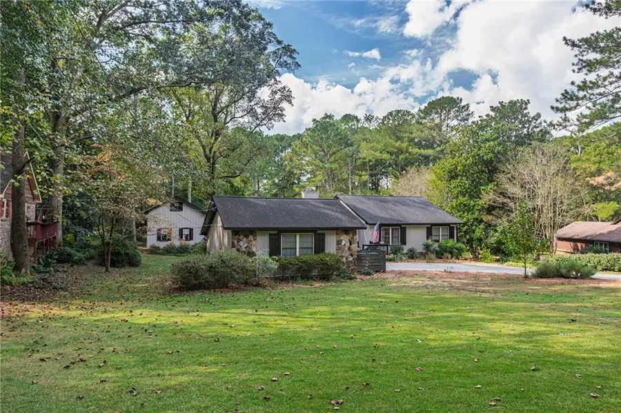 3725 Hunting Ridge Drive Sw, Lilburn, GA 30047 - Image #3