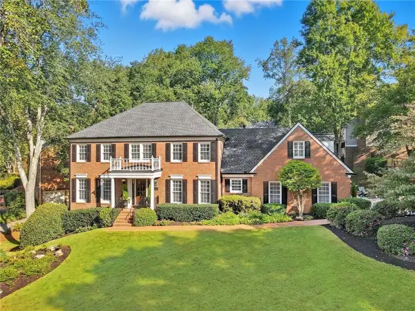 575 Fourth Fairway Drive, Roswell, GA 30076