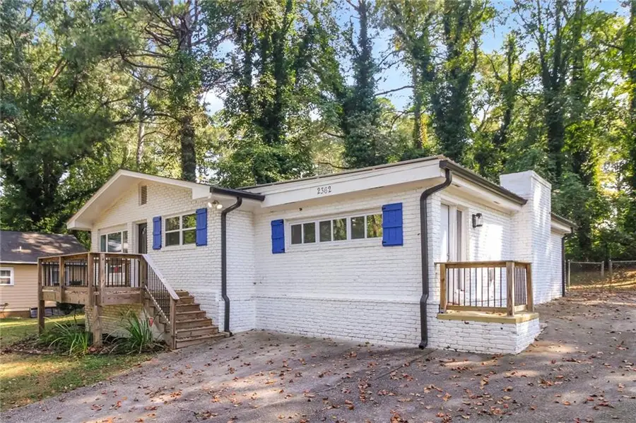 2362 Macon Drive Sw, Atlanta, GA 30315 - Image #3