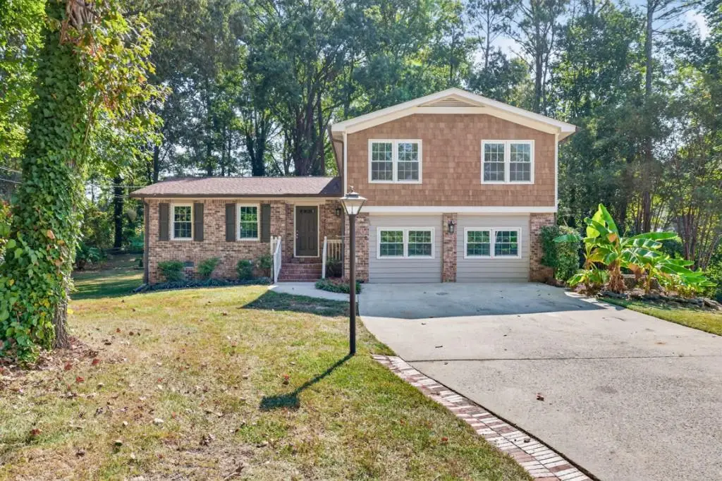 1434 Shelly Circle, Lawrenceville, GA 30043 - Image #1