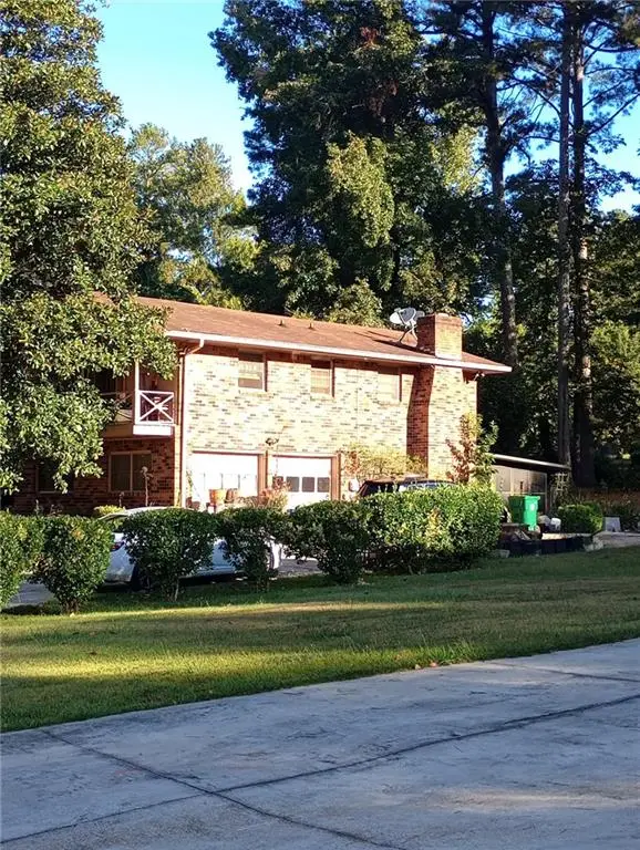 3076 Briarleaf Drive, Decatur, GA 30034