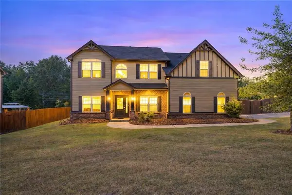 2748 Village Park Drive E, Ellenwood, GA 30294