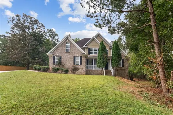 2206 Crescent Walk Sw, Conyers, GA 30094