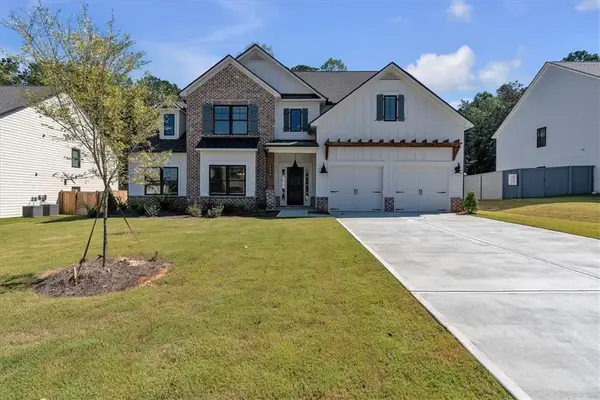 4696 Cooling Water Circle, Powder Springs, GA 30127