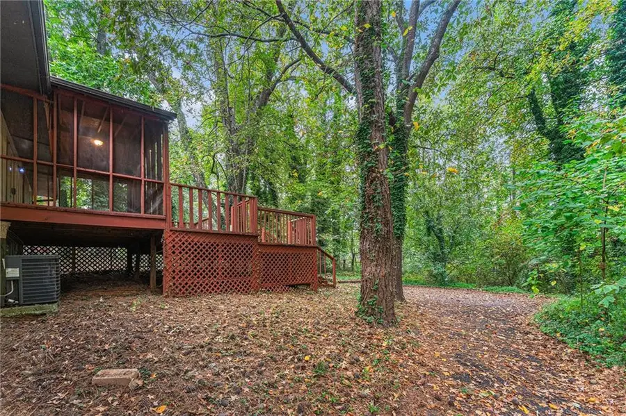1513 Spruce Ridge Way, Stone Mountain, GA 30083 - Image #3