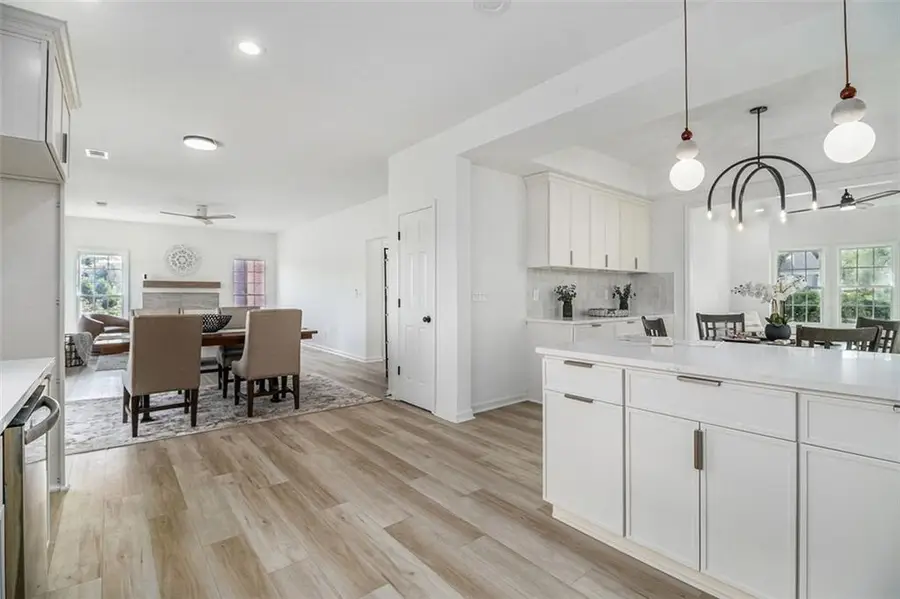 690 Gateway Court, Stone Mountain, GA 30087 - Image #3