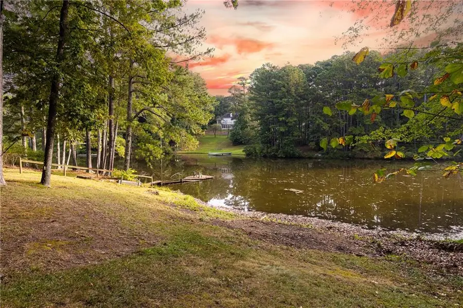 4268 Rocky Ledge Way, Snellville, GA 30039 - Image #2