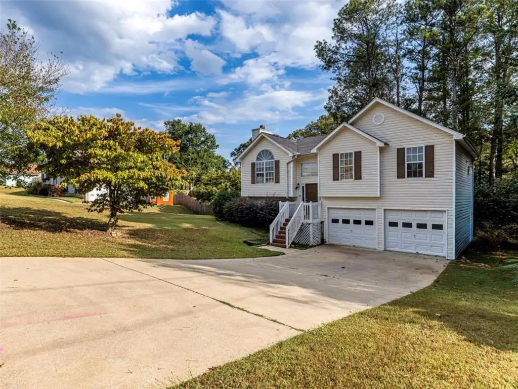 65 Ridgefield Drive, Douglasville, GA 30134 - Image #1
