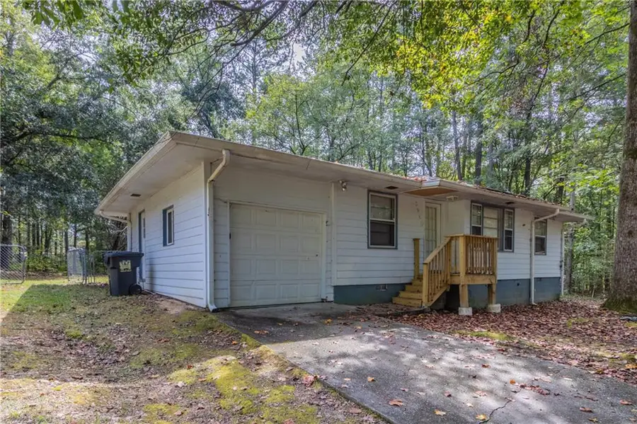 3960 Hillside Lane, Douglasville, GA 30135 - Image #2