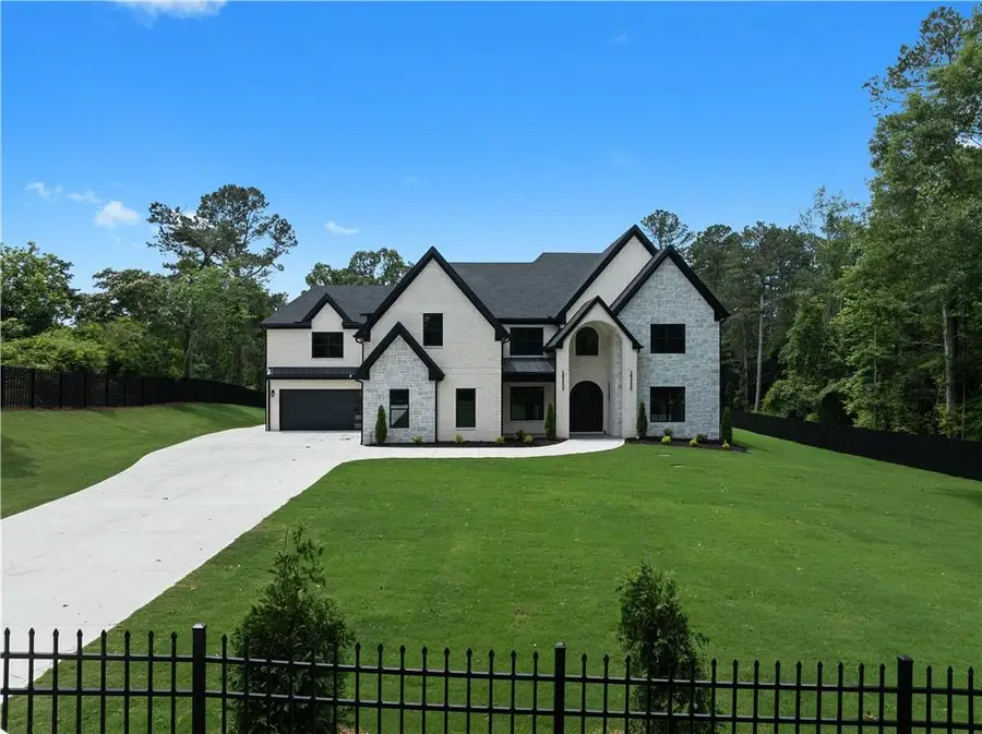3235 Smithtown Road, Suwanee, GA 30024 - Image #3