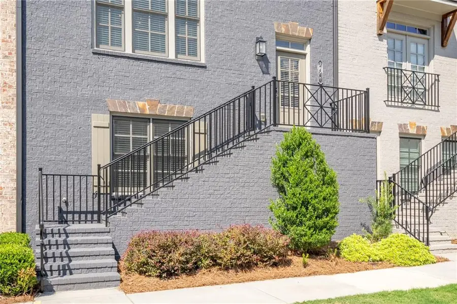 2440 Skyland Way Ne, Brookhaven, GA 30319 - Image #2