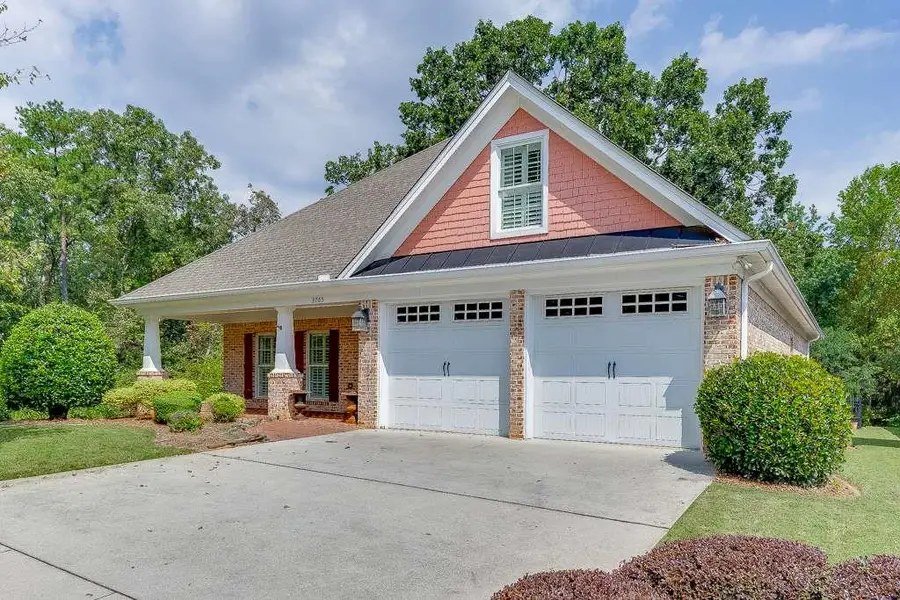3765 Woodlawn Court, Buford, GA 30519 - Image #2