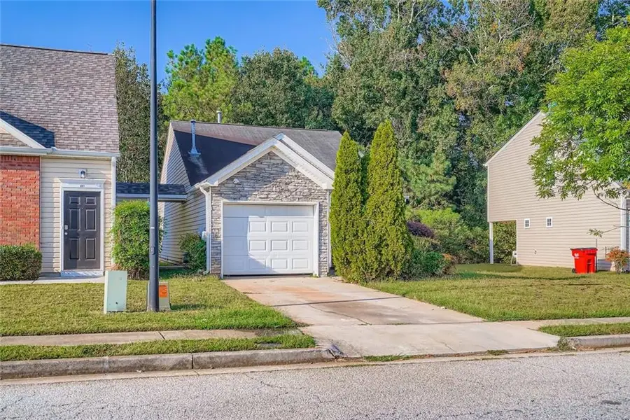 1025 Lakeside Circle, Covington, GA 30016 - Image #2