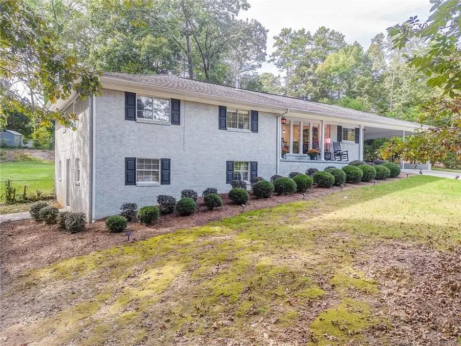 212 Sherwood Drive, Calhoun, GA 30701 - Image #2