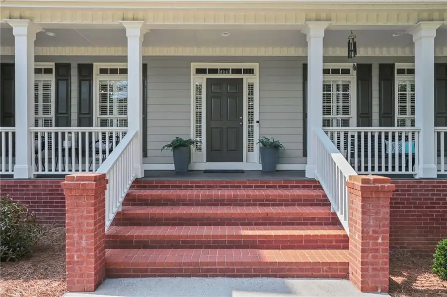 393 Taylor Glen Drive, Alpharetta, GA 30004 - Image #2