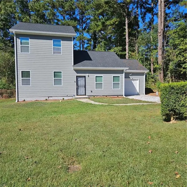 3374 Creekwood Drive, Rex, GA 30273