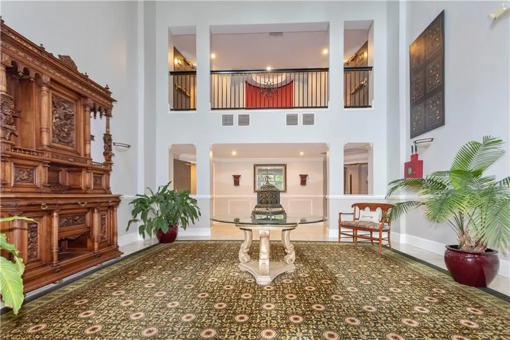 424 Lindbergh Drive Ne #208, Atlanta, GA 30305 - Image #1