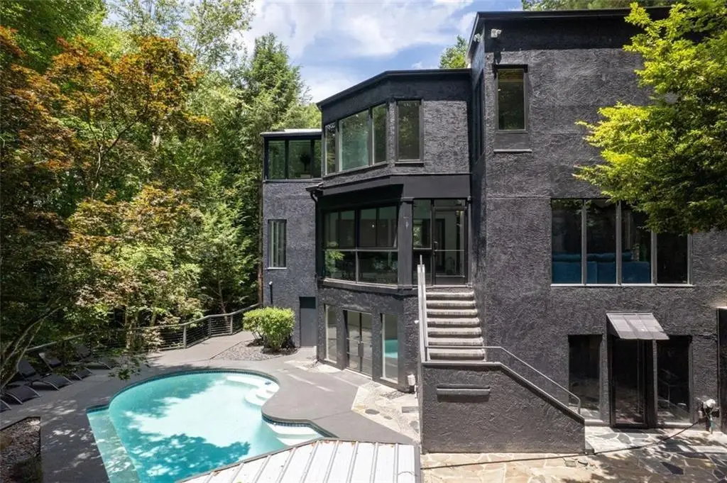 4 W Wesley Ridge Nw, Atlanta, GA 30327 - Image #1