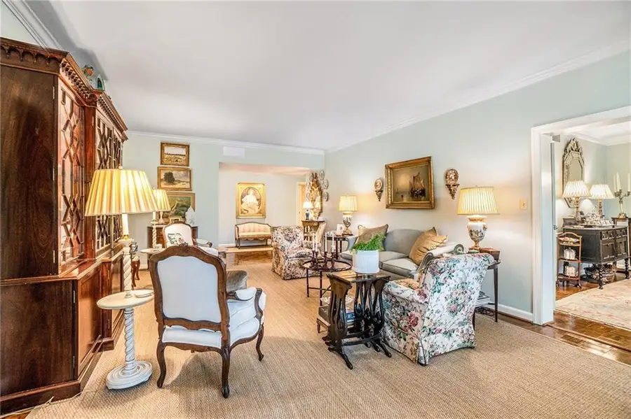 2769 Peachtree Road Ne #6, Atlanta, GA 30305 - Image #2