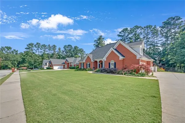 405 Mallory Circle, Loganville, GA 30052