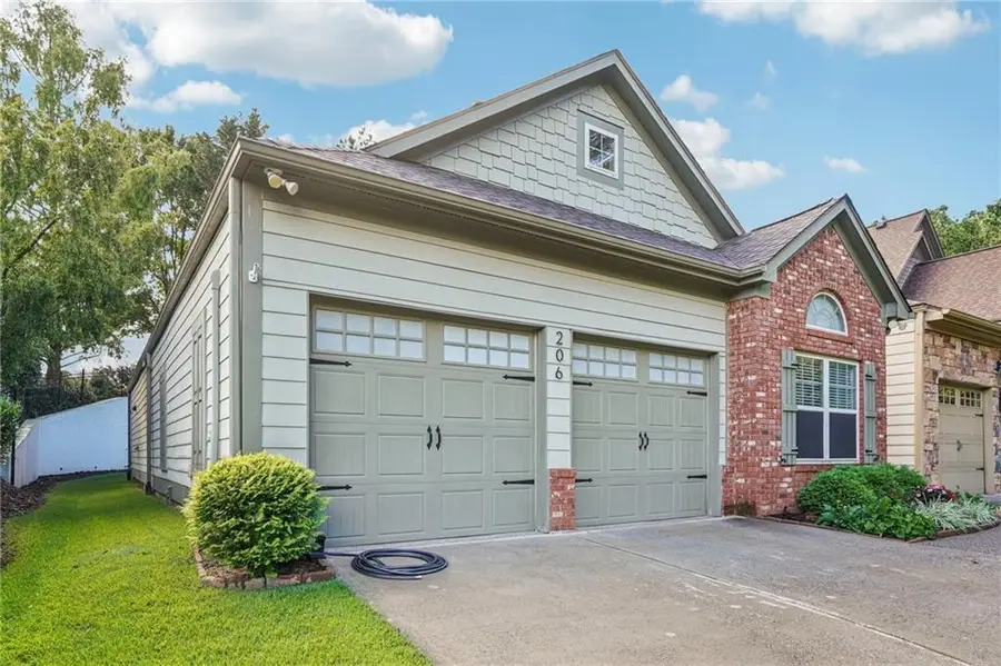 206 Oakleaf Drive, Acworth, GA 30102 - Image #2