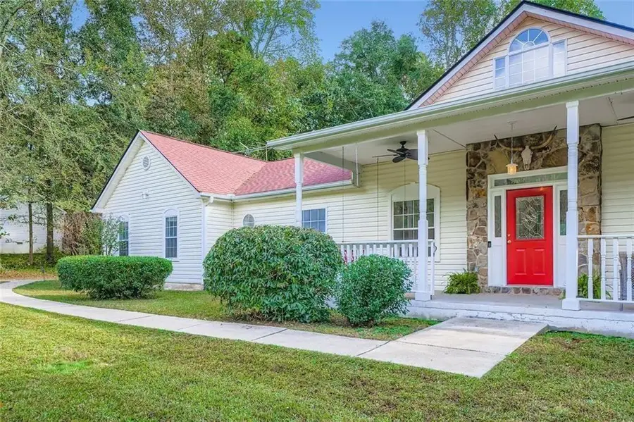 126 Summerhill Drive, Hoschton, GA 30548 - Image #3