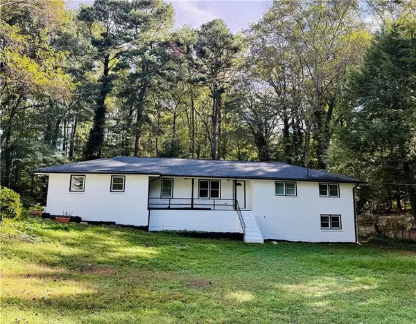 146 King David Drive Sw, Lilburn, GA 30047